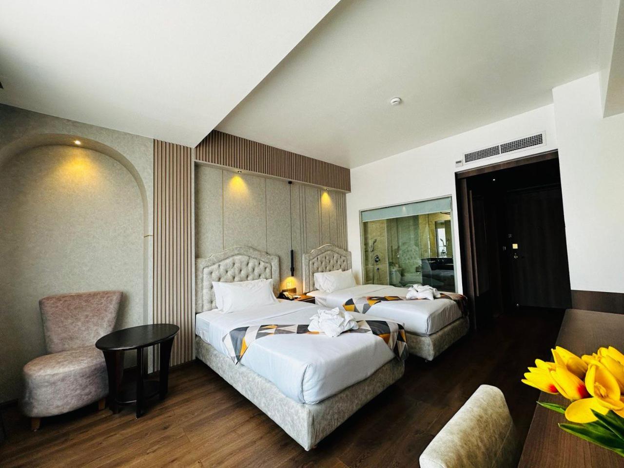 Harmony Phnom Penh Hotel Exterior foto