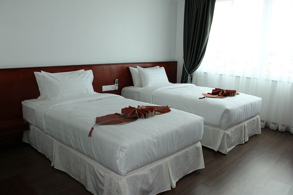 Harmony Phnom Penh Hotel Exterior foto